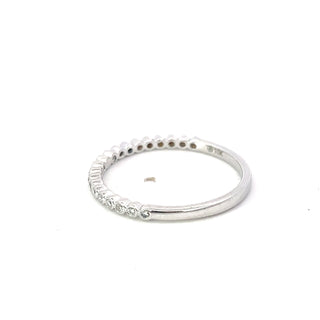 10K White Gold 0.12cttw Diamond Band