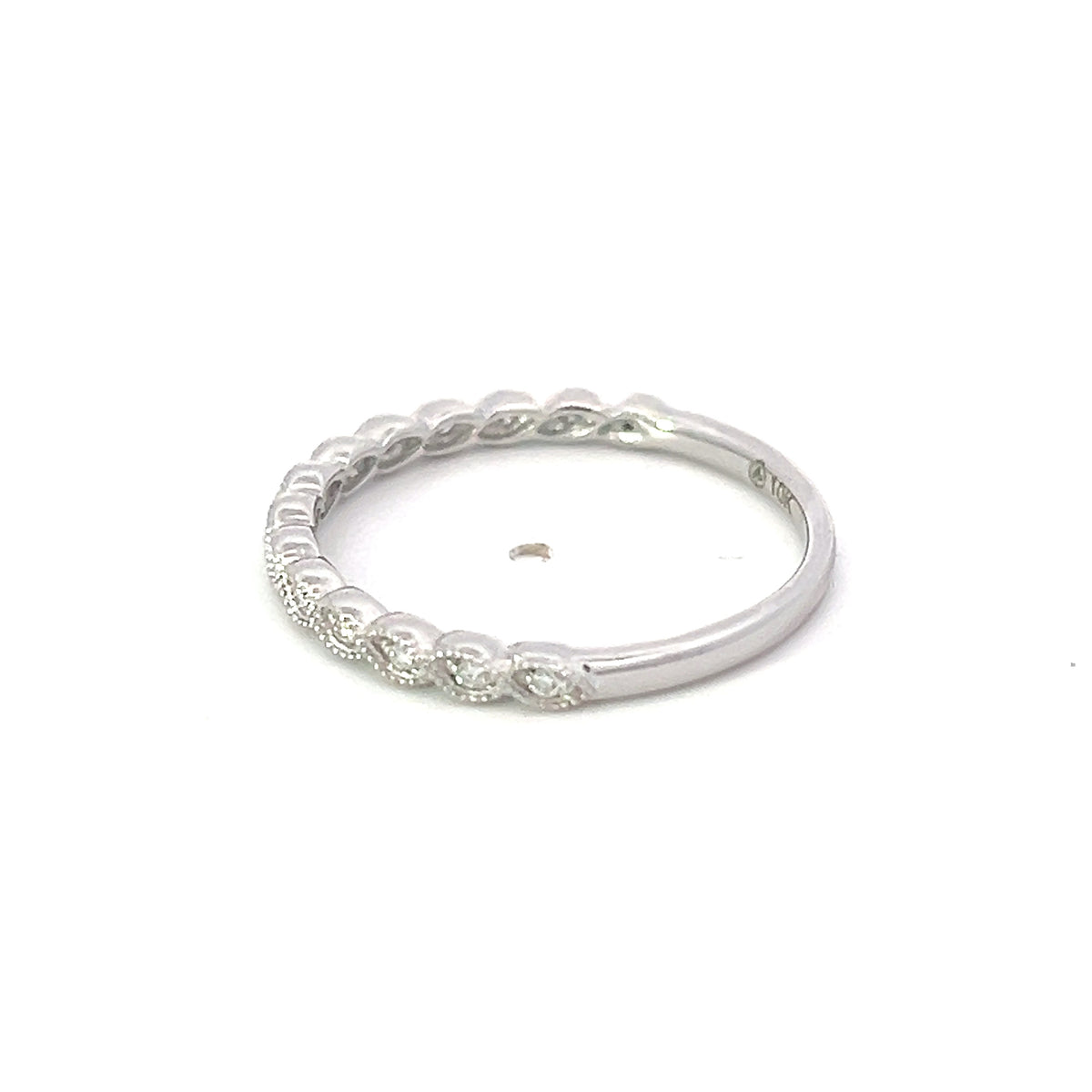 10K White Gold 0.07cttw Diamond Band