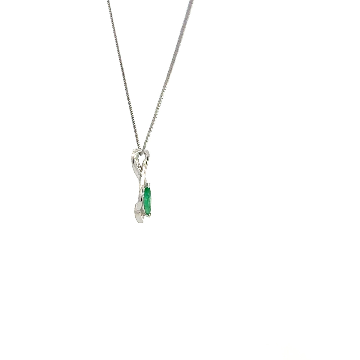 10K White Gold Diamond and Emerald Pendant, 18&quot;