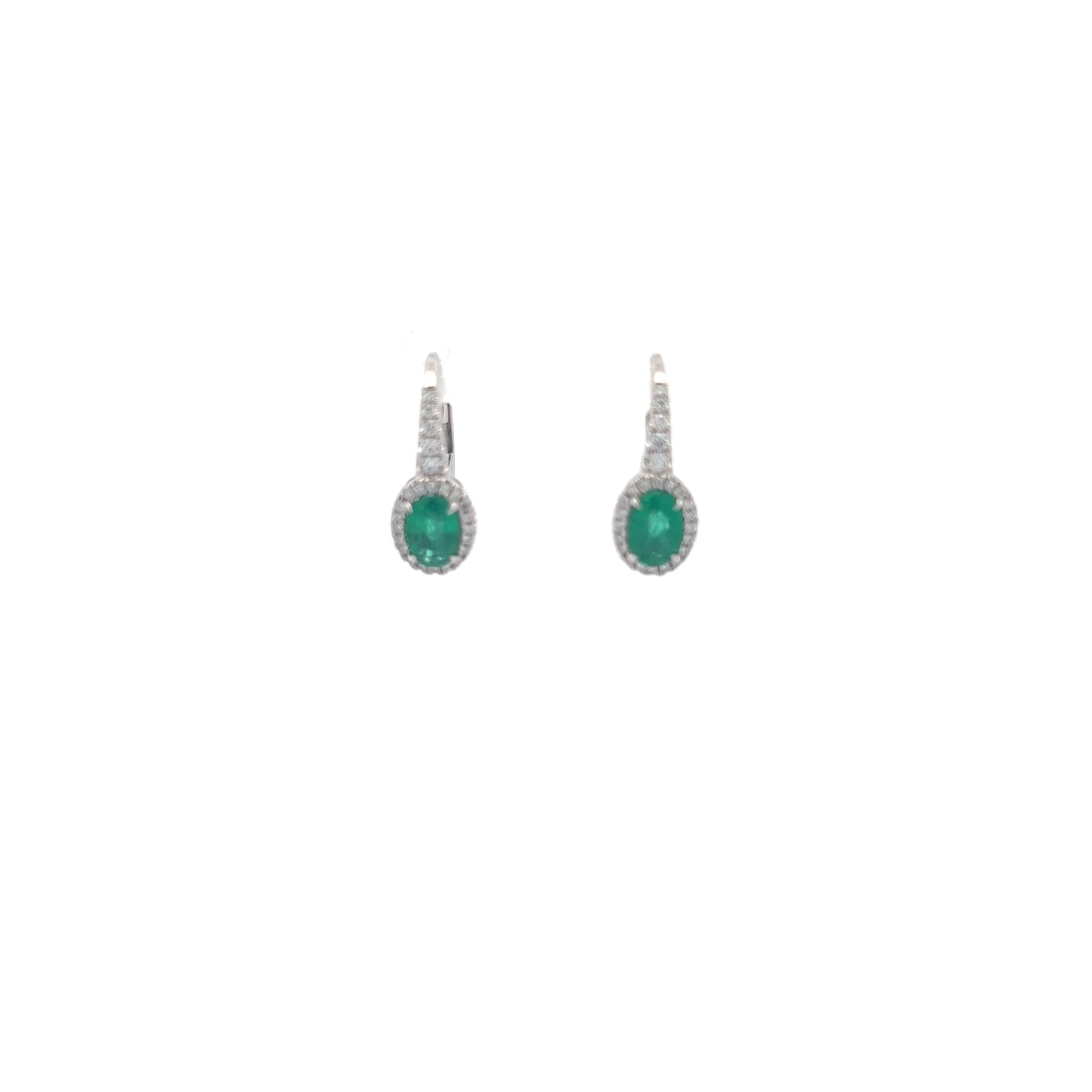 18K White Gold 0.90 cttw Emerald and White Diamond Earrings