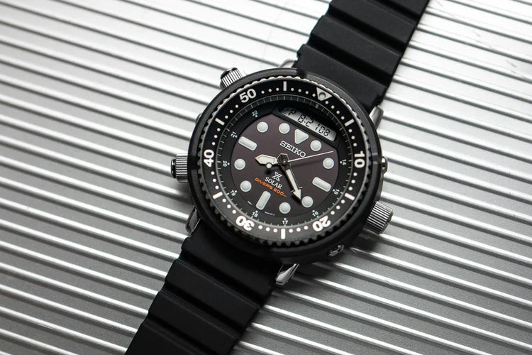 Seiko  Prospex Mens Hybrid Display Divers SNJ025 - Shipping Immediately