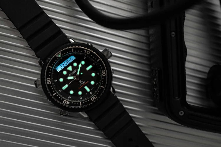 Seiko  Prospex Mens Hybrid Display Divers SNJ025 - Shipping Immediately