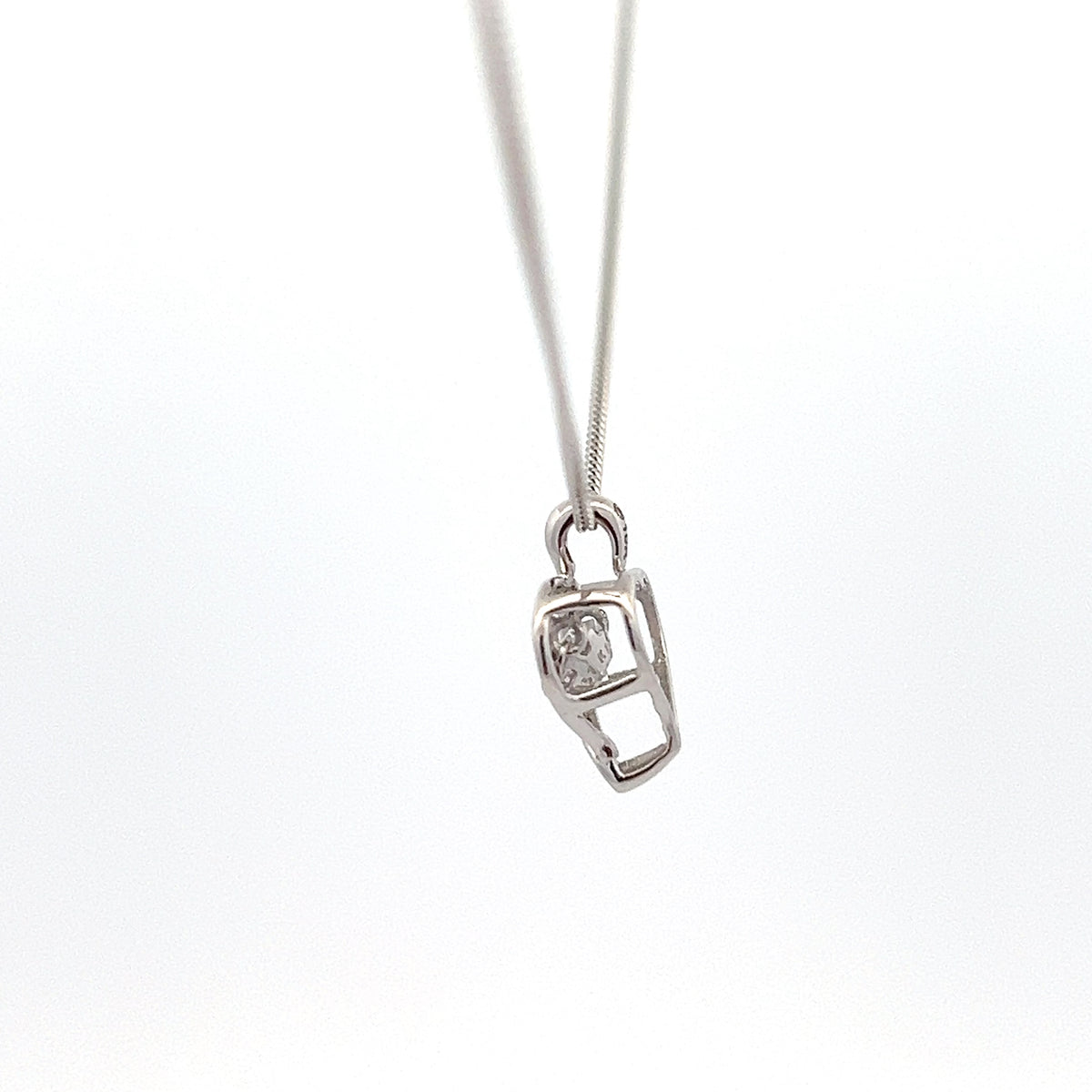 10K White Gold 0.25cttw Lab Grown Diamond Necklace - 18 Inches