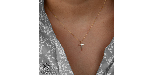 10K Yellow Gold 0.015cttw Diamond Cross Pendant, 18&quot;