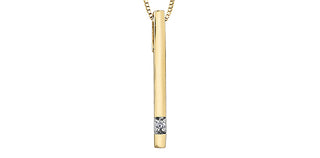 Colgante con barra de diamantes de 0,008 quilates en oro amarillo de 10 quilates, 18"