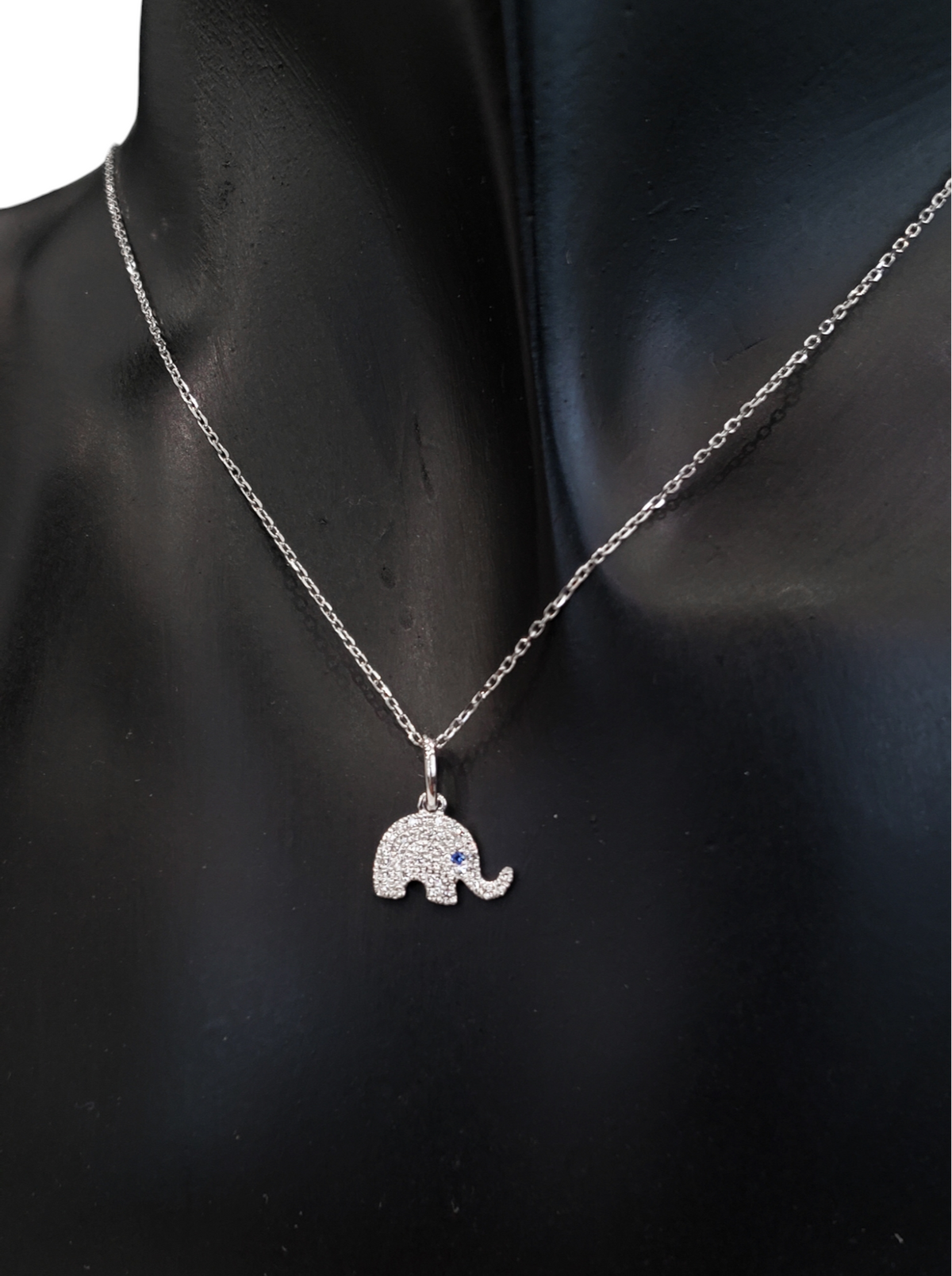 Collar de elefante con diamantes y zafiros en oro blanco de 14 quilates, 18&quot;