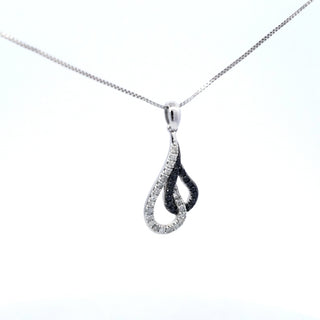 Colgante de diamantes de 0,25 quilates en oro blanco de 10 quilates, 18"
