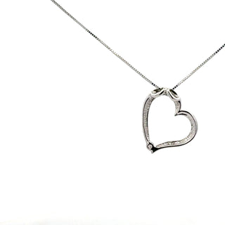 10K White Gold 0.03cttw Canadian Diamond Heart Pendant, 18"