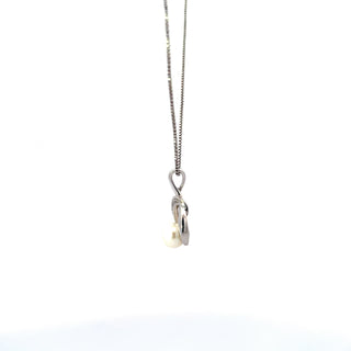 Sterling Silver Pearl and Diamond Necklace 18"