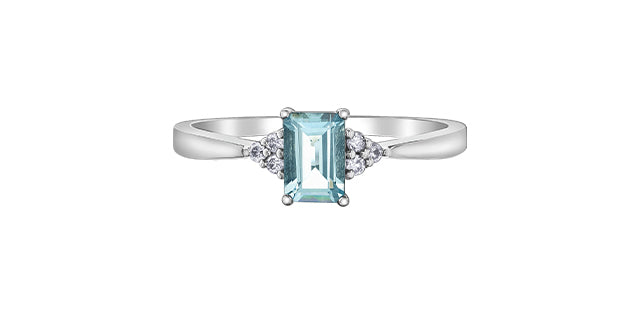 10k White Gold Aquamarine and Diamond Ring