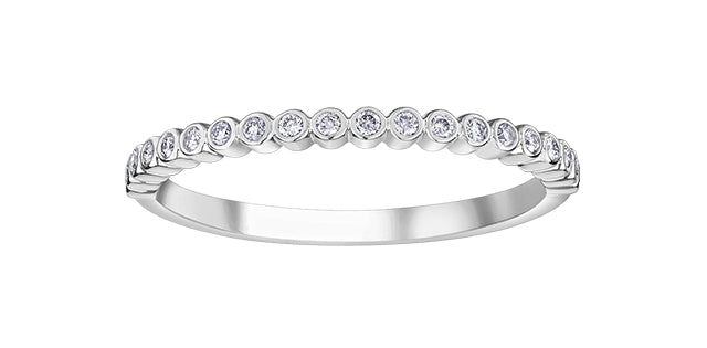 10K White Gold 0.12cttw Diamond Band