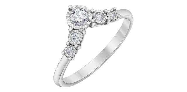 10K White Gold 0.25 cttw Diamond Ring