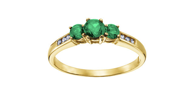 10K Yellow Gold Emerald &amp; Diamond Ring