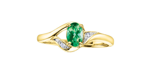 10K Yellow Gold Emerald &amp; Diamond Ring