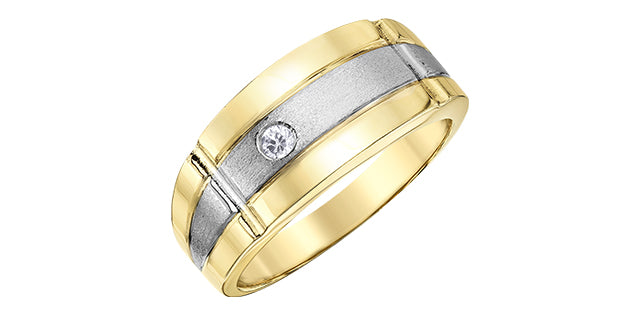 10K Yellow Gold 0.07cttw Diamond Gents Ring, size 10