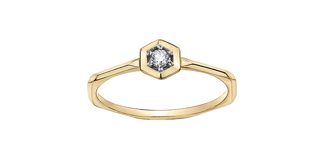 10K Yellow Gold 0.05cttw Diamond Ring