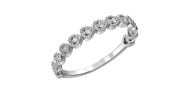 10K Gold Heart and 0.10cttw Diamond Ring