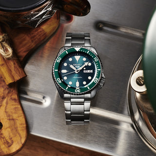 Men's Seiko SRPD61 5 Sports SKX series - Shipping Immediately