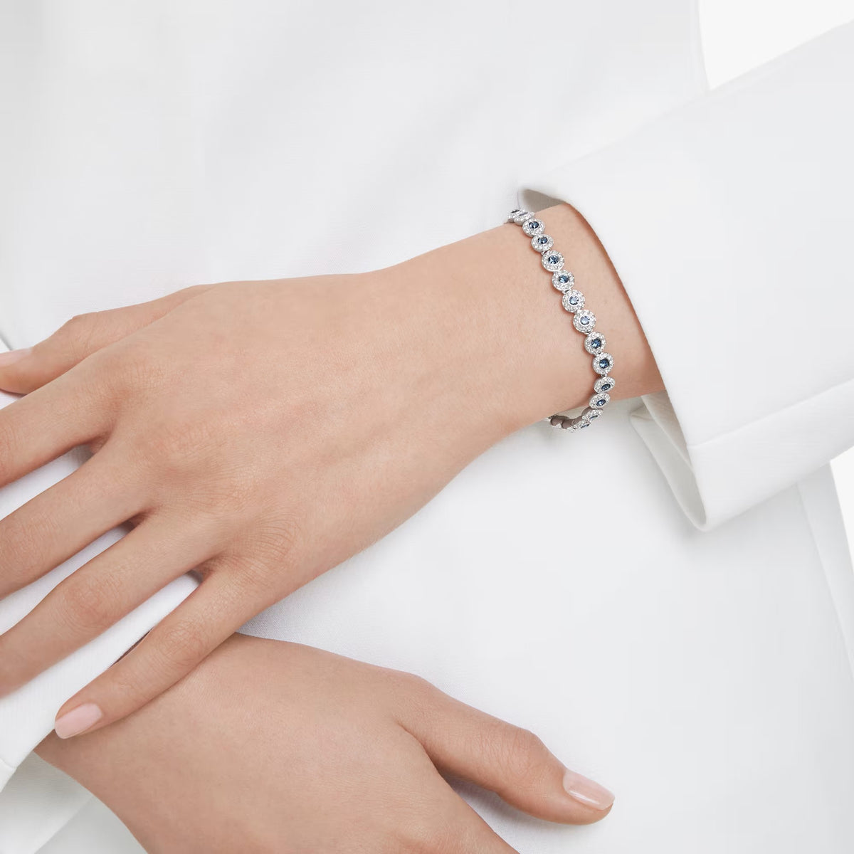 Swarovski Una Angelic Tennis bracelet, Round cut, Blue, Rhodium plated 5733401