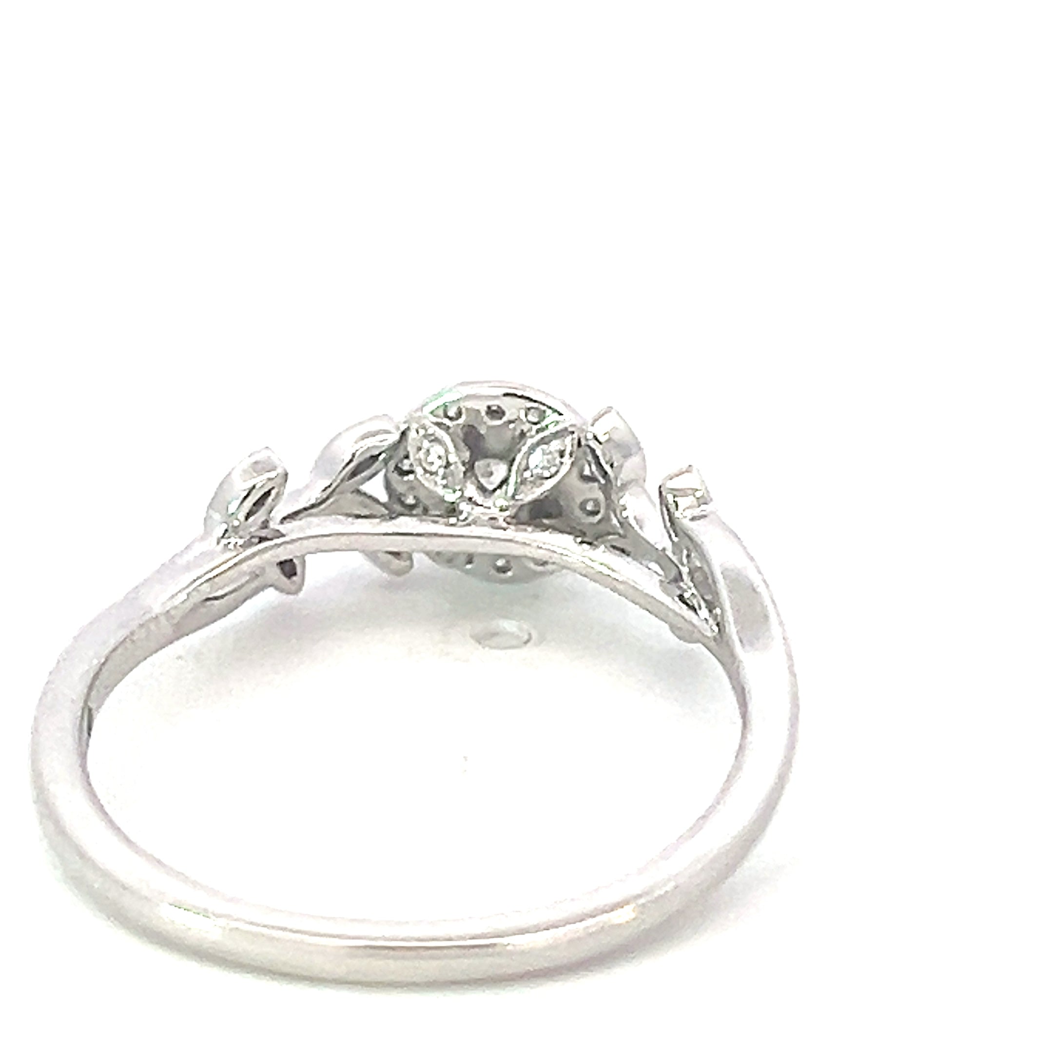 10K White Gold 0.25cttw Canadian Diamond Ring - / 4.5
