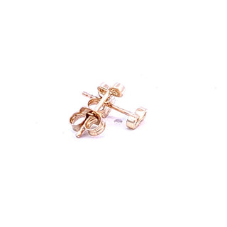 Aretes de oro amarillo de 10 quilates con diamantes redondos de talla brillante de 0,05 quilates