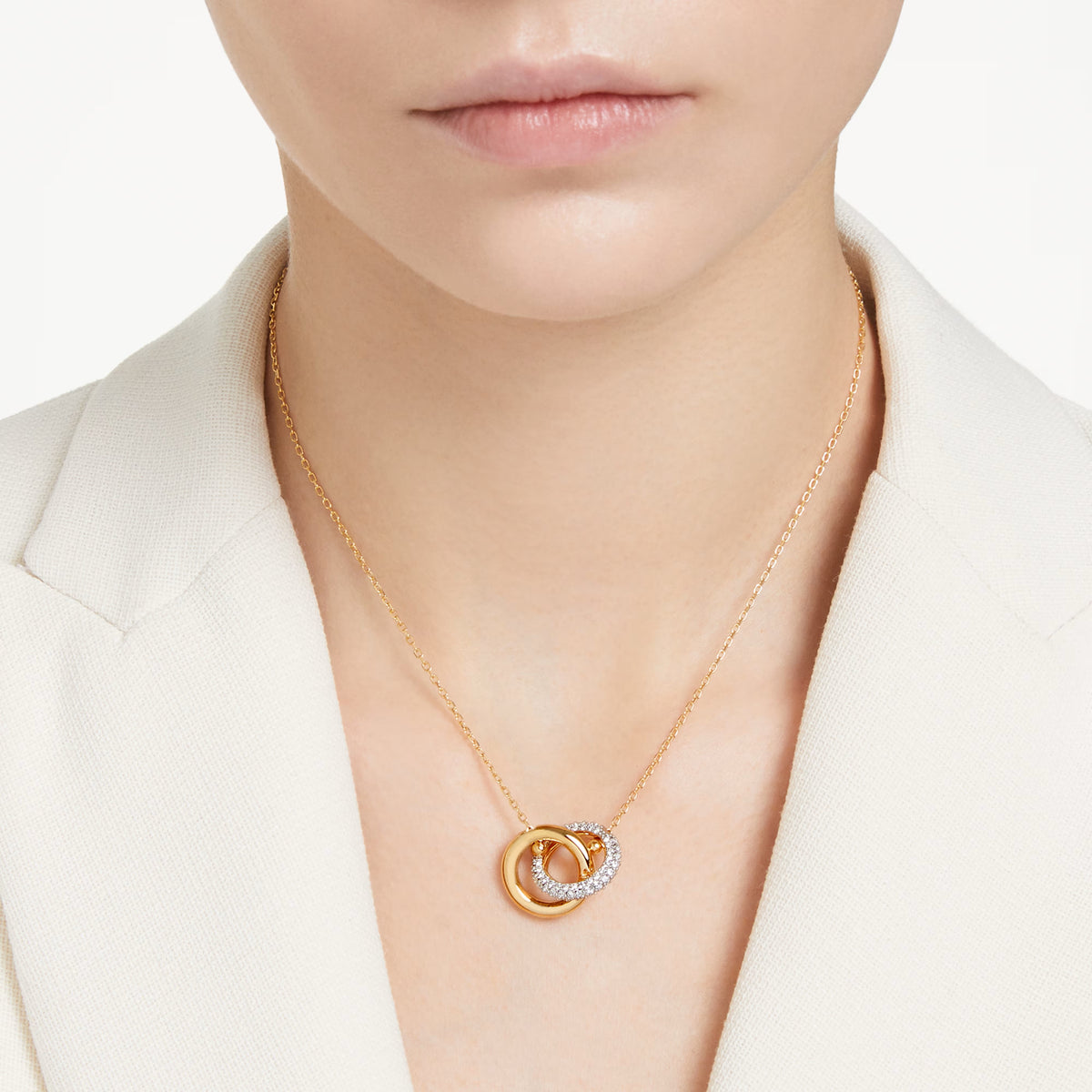 Swarovski - Dextera pendant, Interlocking loop, White, Gold-tone plated - 5668820