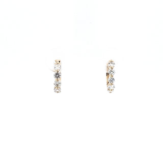 Aretes tipo argolla con diamantes de 0,49 quilates en oro amarillo de 14 quilates
