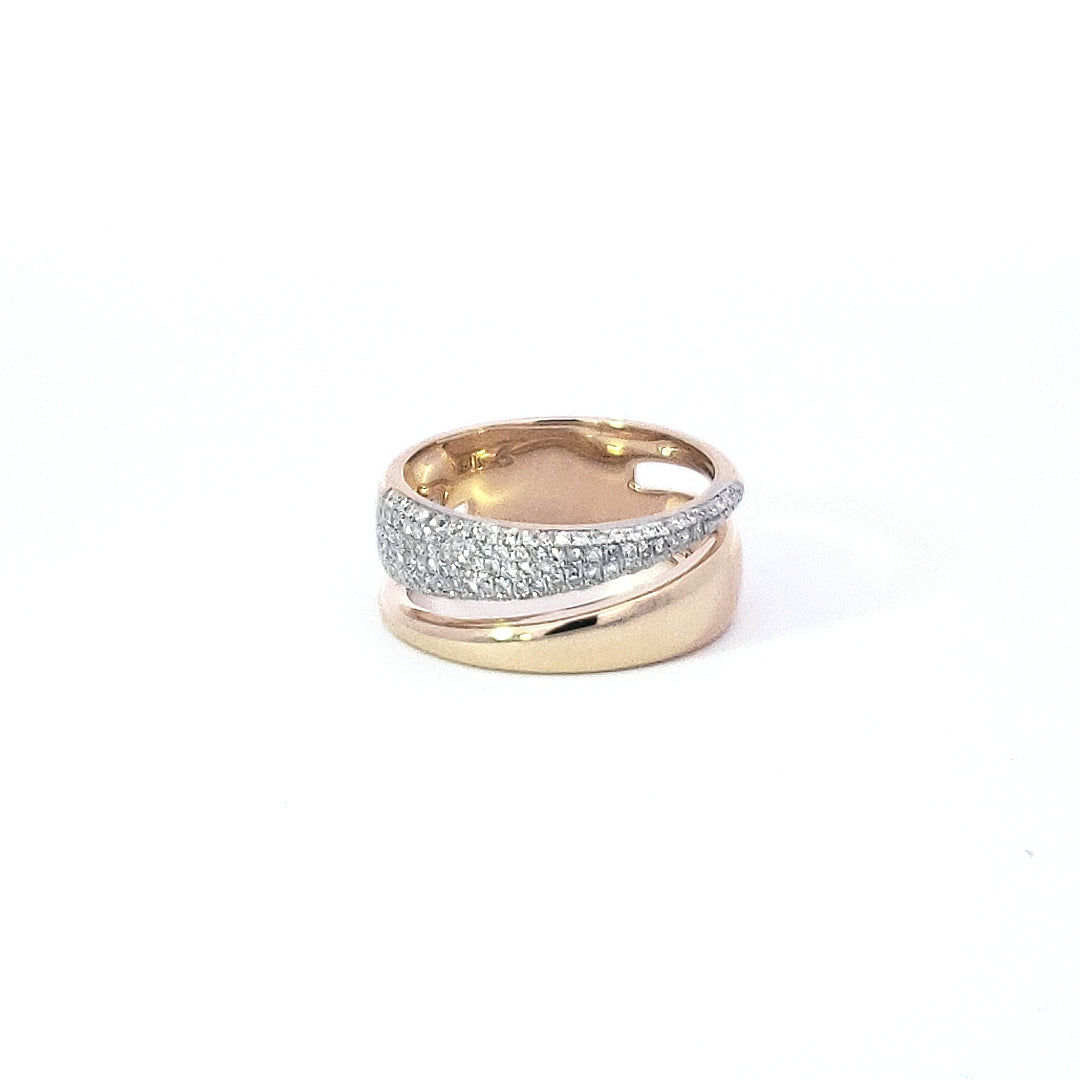 Anillo pavé de oro amarillo de 14 quilates de 0,31 quilates con corte de diamante