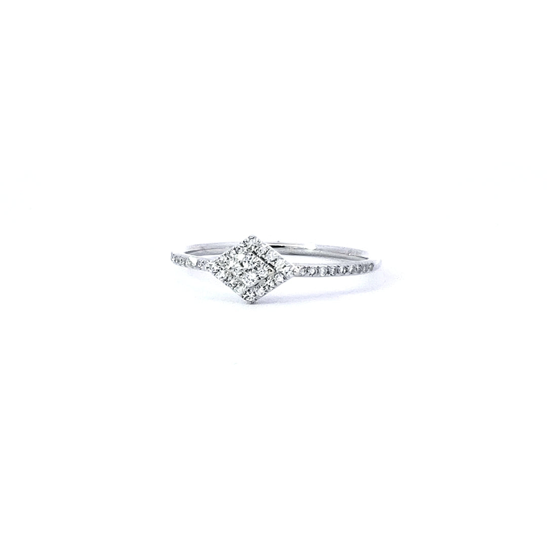 14K White Gold 0.14 cttw Diamond Ring