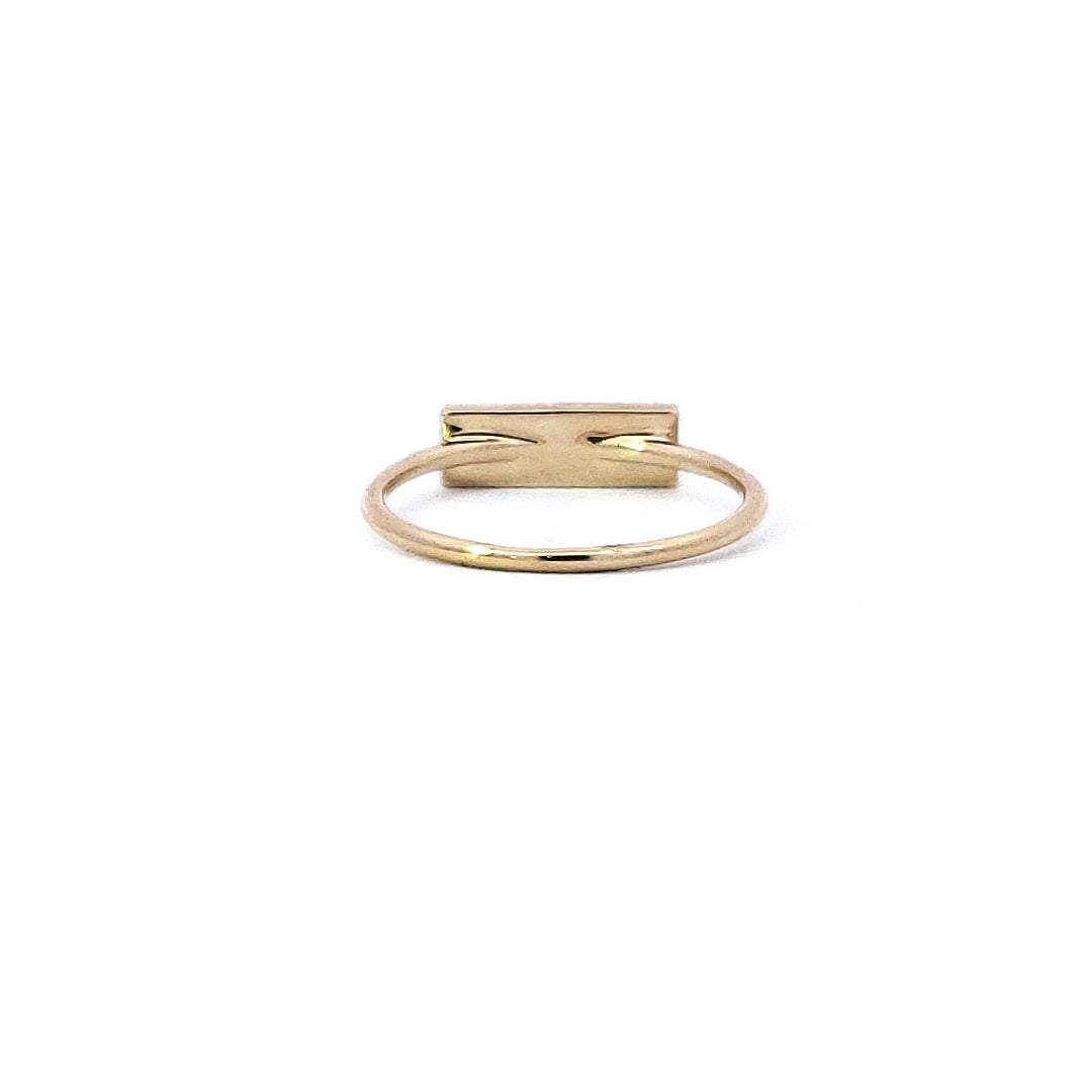 14K Yellow Gold 0.06 cttw Diamond and Mother of Pearl Ring