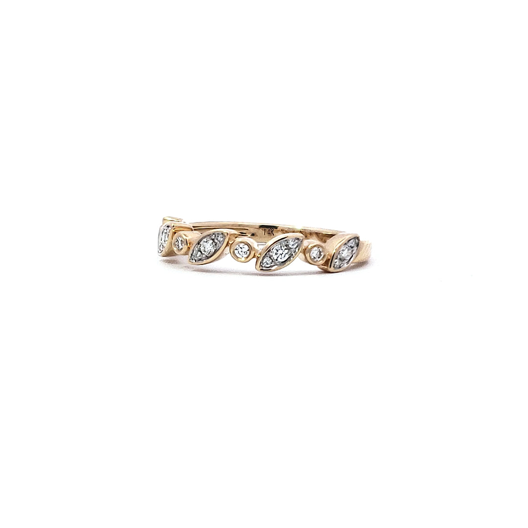 14K Yellow Gold 0.19 cttw Diamond Ring