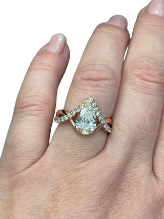 Anillo de diamantes de talla pera cultivados en laboratorio de 2,17 quilates en oro rosa de 14 quilates