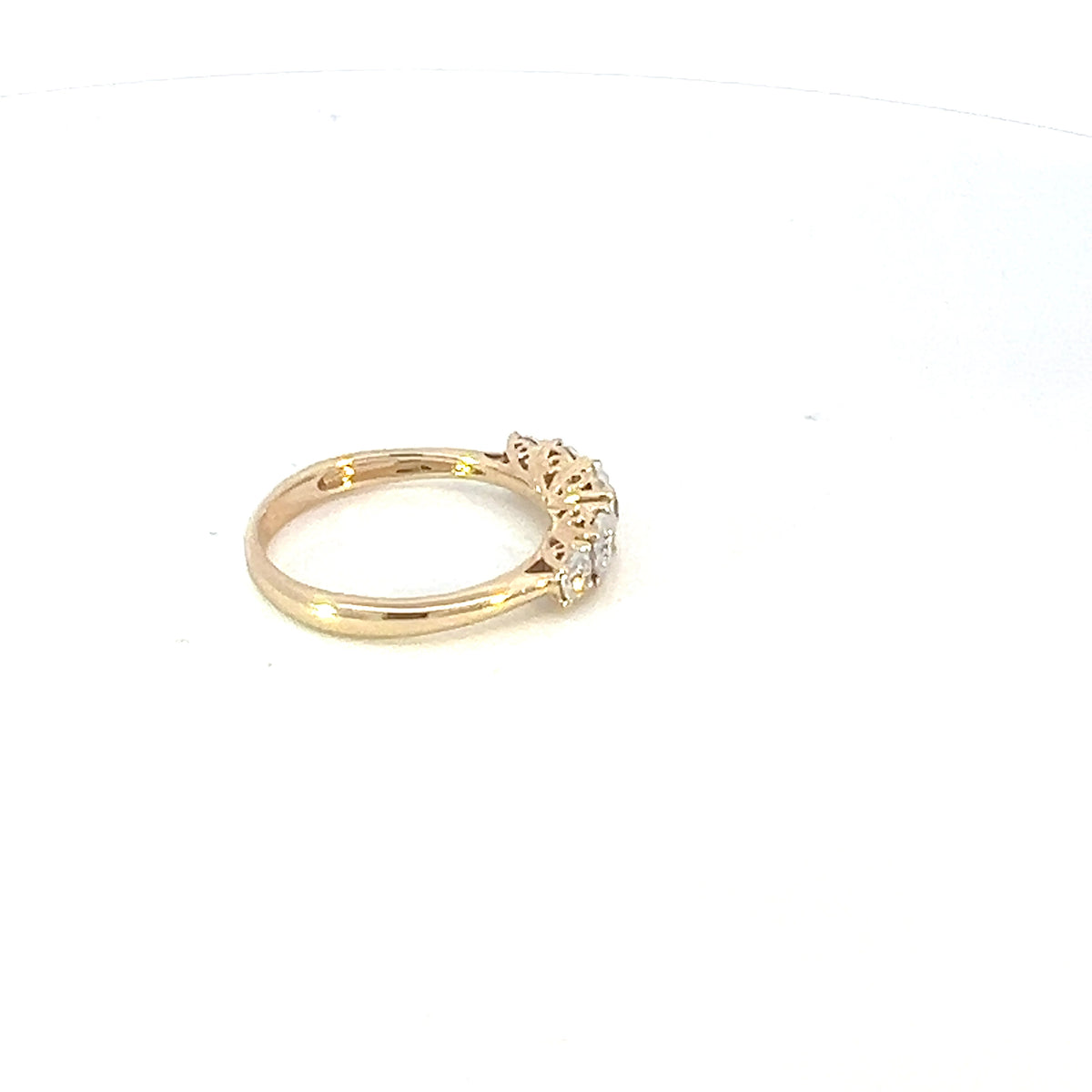 14K Yellow Gold Diamond Ring - size 6.5
