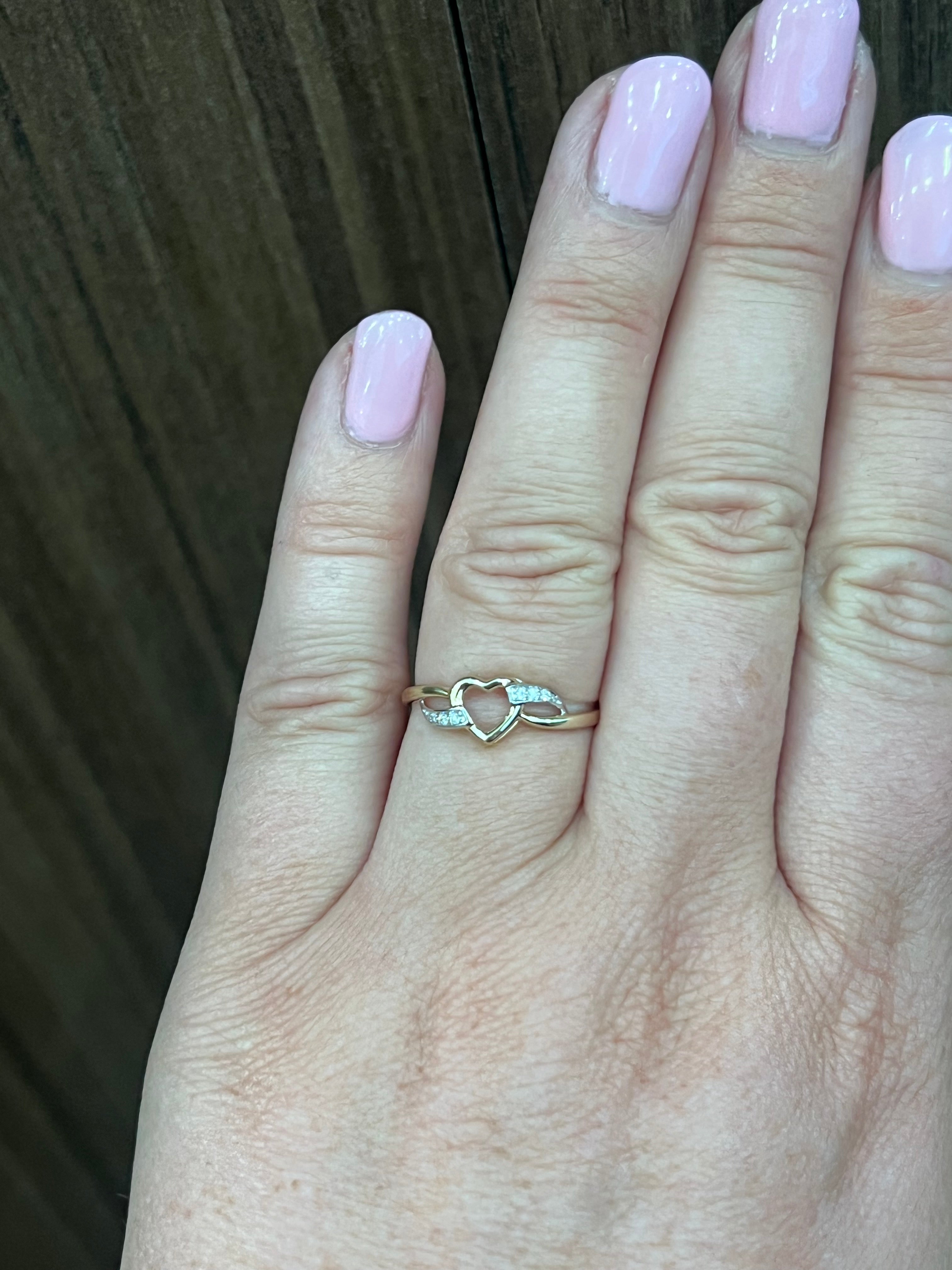 10K Yellow Gold 0.03cttw Diamond Heart Ring, size 6.5 - 4.5