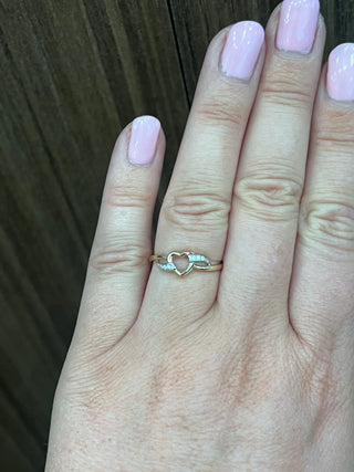 10K Yellow Gold 0.03cttw Diamond Heart Ring, size 6.5