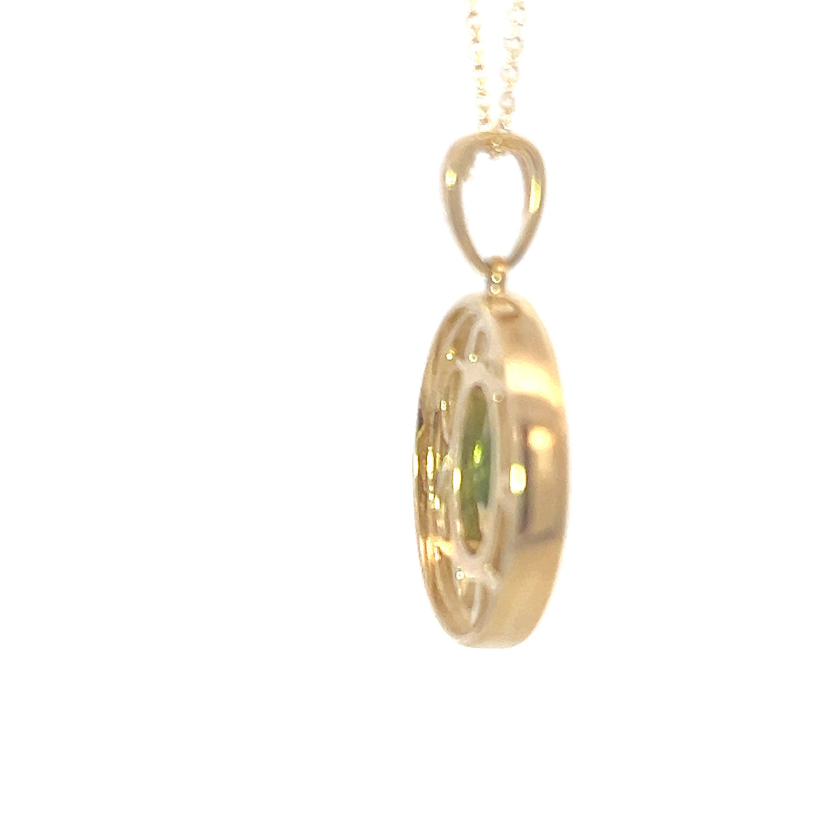 10K Yellow Gold Peridot and Mother of Pearl Pendant - 18 inches