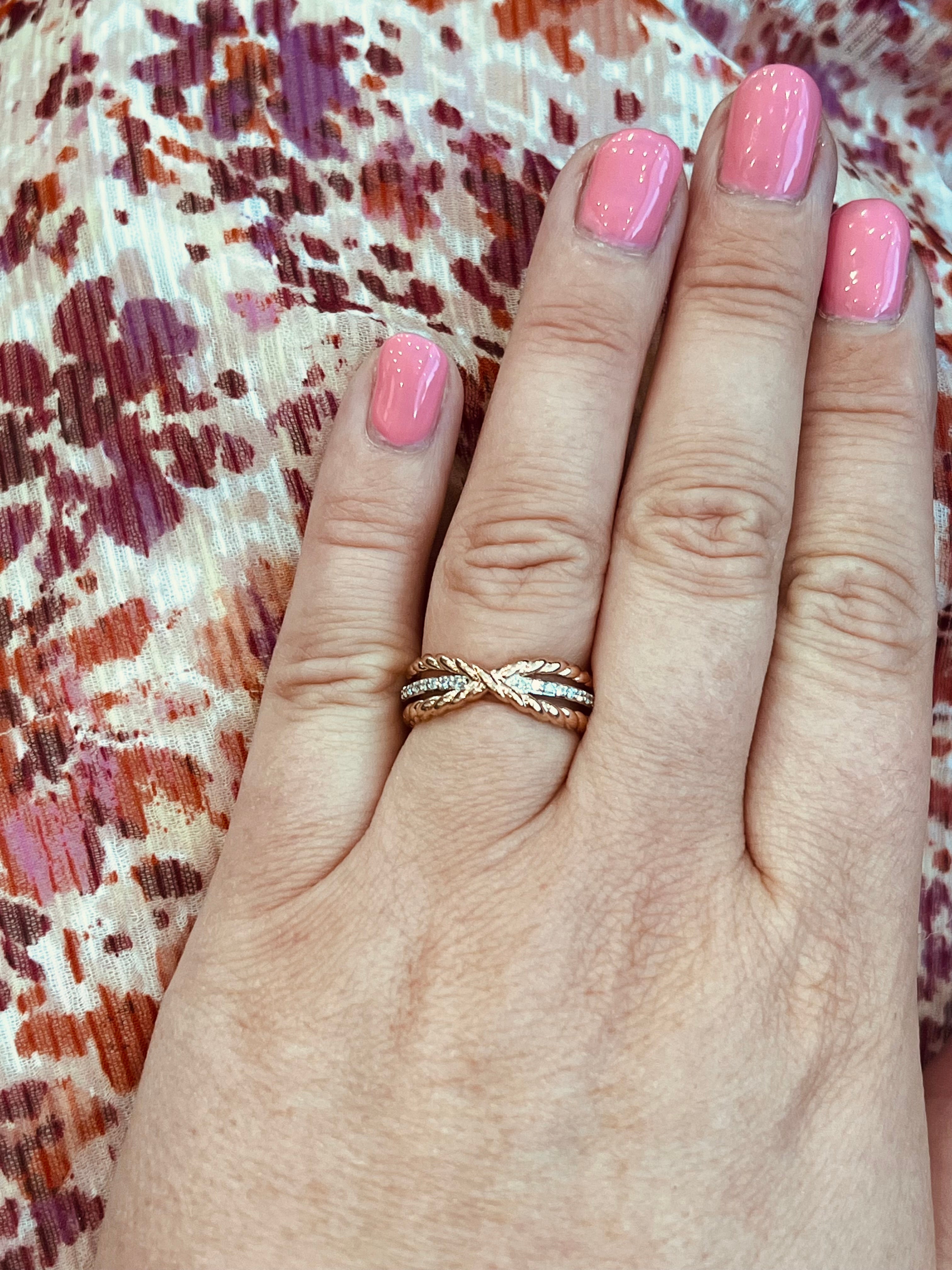 10K White & Rose Gold 0.20cttw Diamond Ring