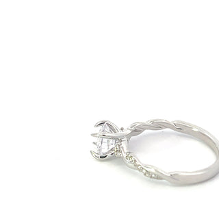 TRACKING - 14K Round Brilliant Cut Diamond Ring