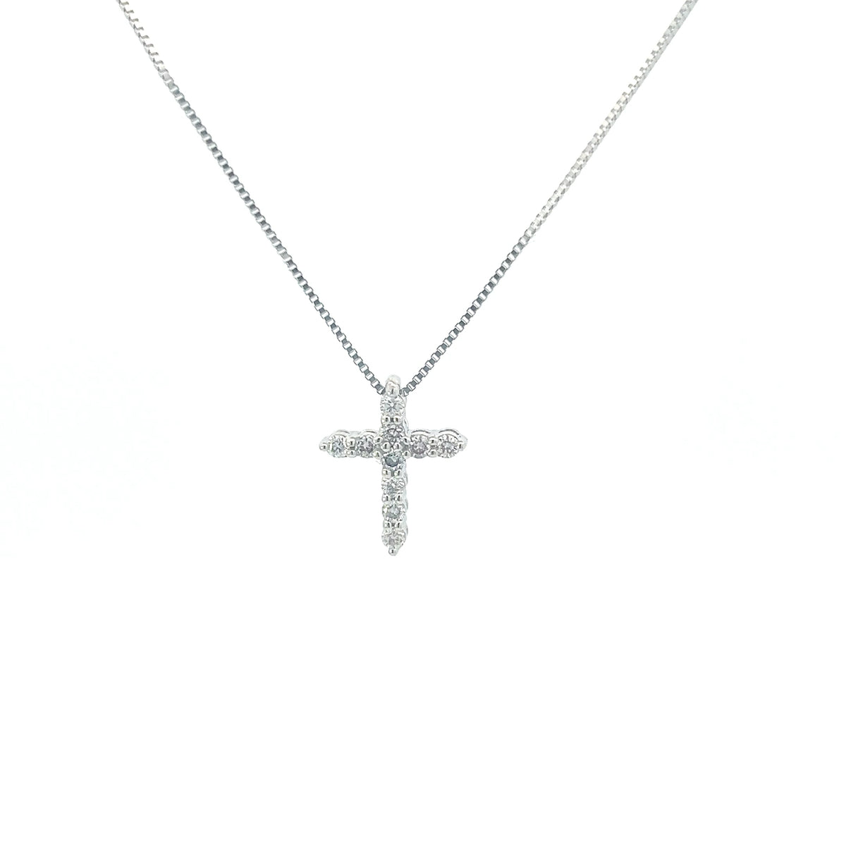 10K White Gold 0.15 cttw Diamond Cross Pendant, 18&quot;