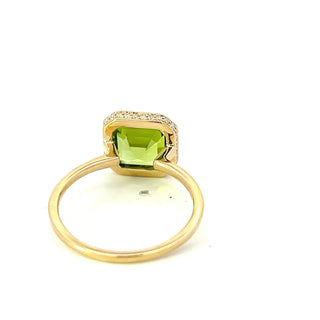 14K Yellow Gold Peridot and Diamond Ring