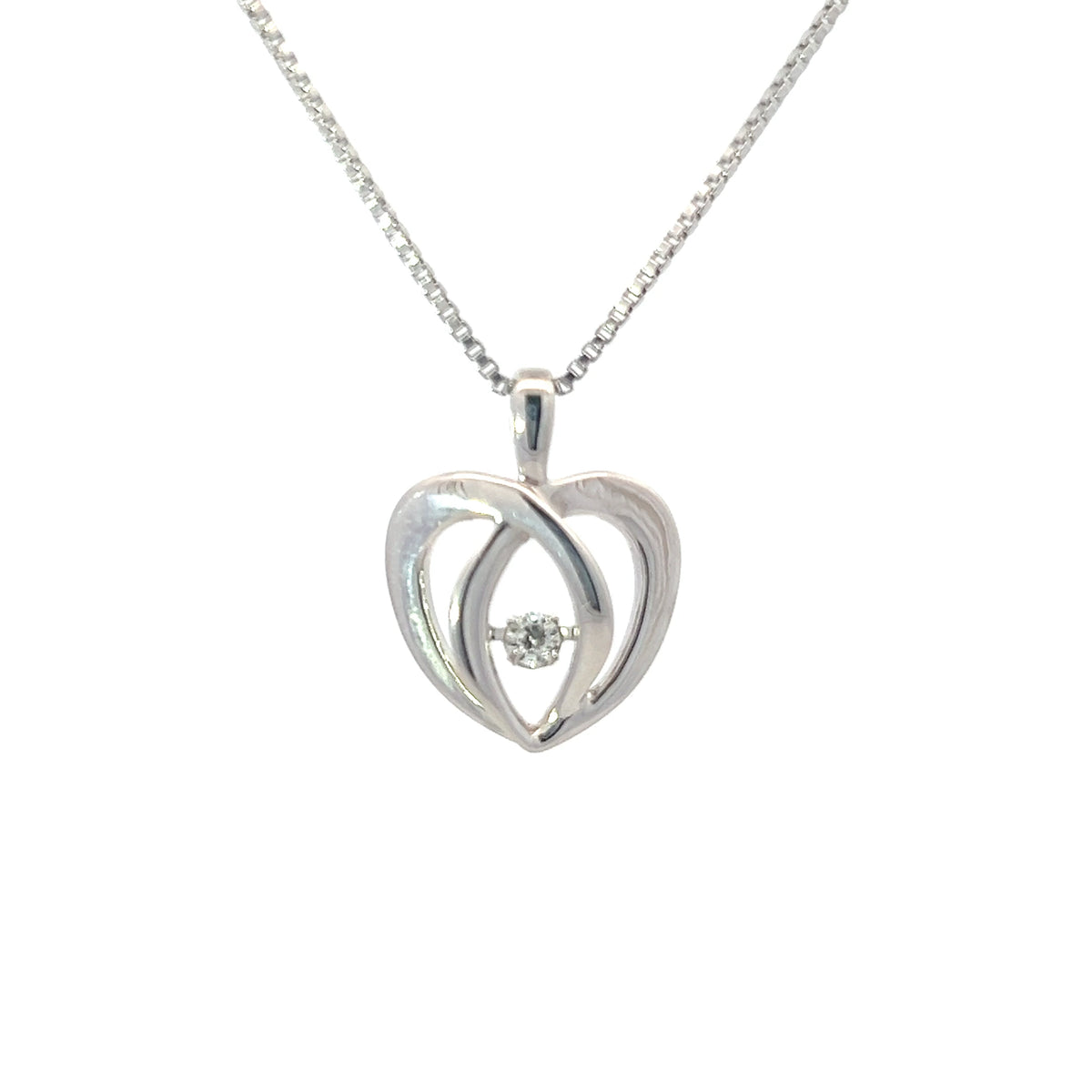 Colgante de plata de ley con forma de corazón y diamantes de 0,05 quilates, 18&quot;