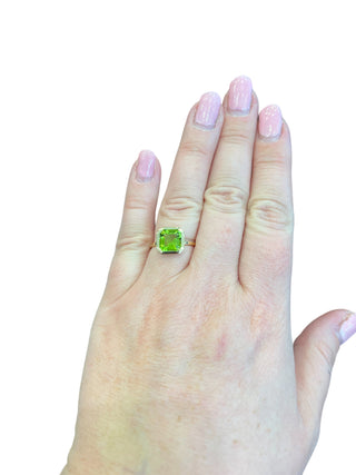 14K Yellow Gold Peridot and Diamond Ring