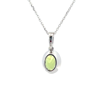 Collar de oro blanco de 14 quilates con peridoto de 1,35 quilates y diamantes de 0,06 quilates - 18 pulgadas