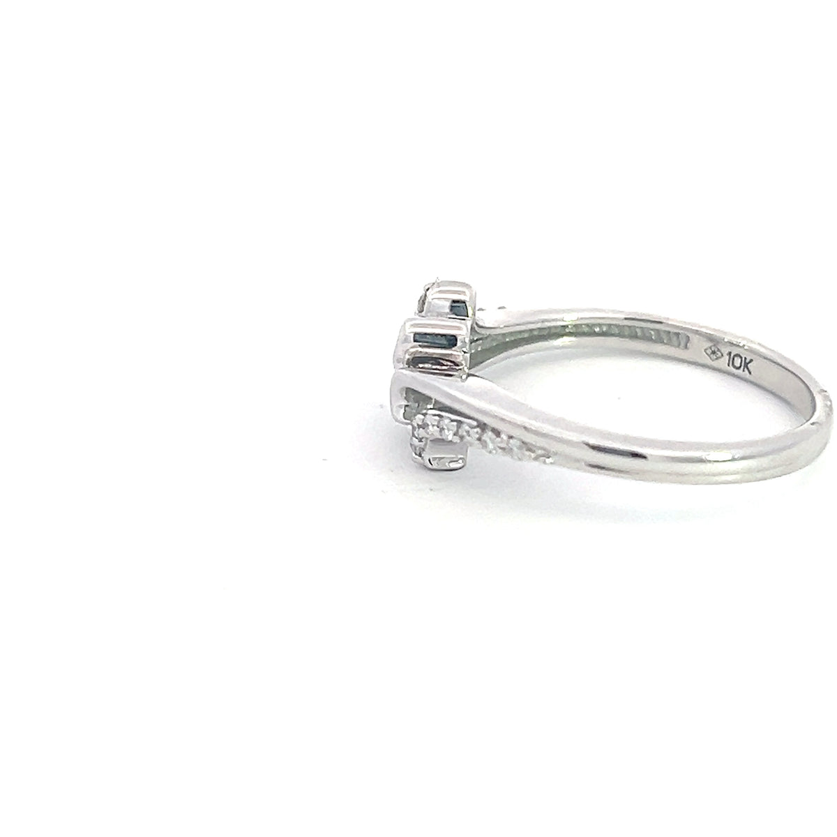 10K White Gold 0.084cttw Diamond Ring