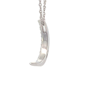 Colgante de luna creciente con diamantes de 0,04 quilates en oro blanco de 10 quilates, 18"