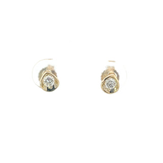 Pendientes de diamantes canadienses de talla brillante redonda de 0,20 quilates en oro amarillo de 10 quilates
