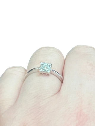 Anillo de diamantes en oro blanco de 14 quilates - talla 6,5