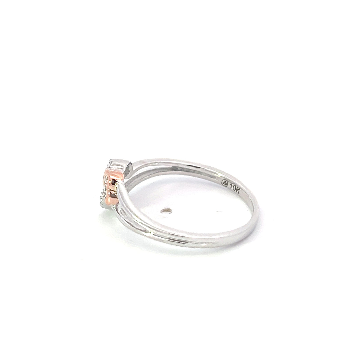 Anillo de oro blanco de 10 quilates con forma de corazón y diamantes de 0,054 quilates, tamaño 6,5