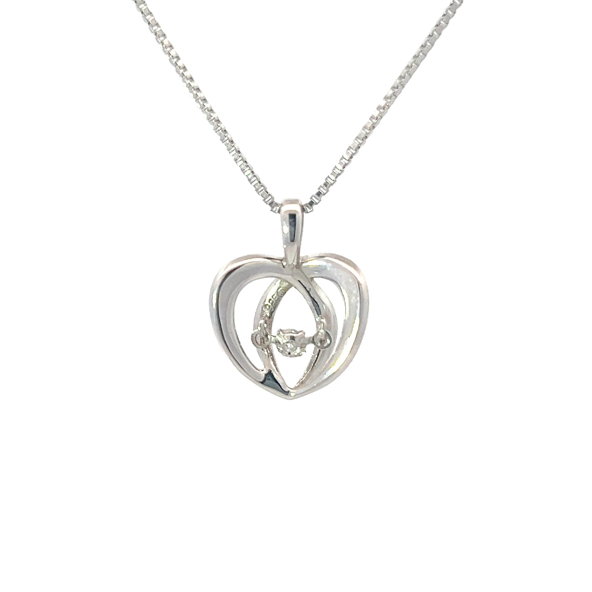 Colgante de plata de ley con forma de corazón y diamantes de 0,05 quilates, 18&quot;