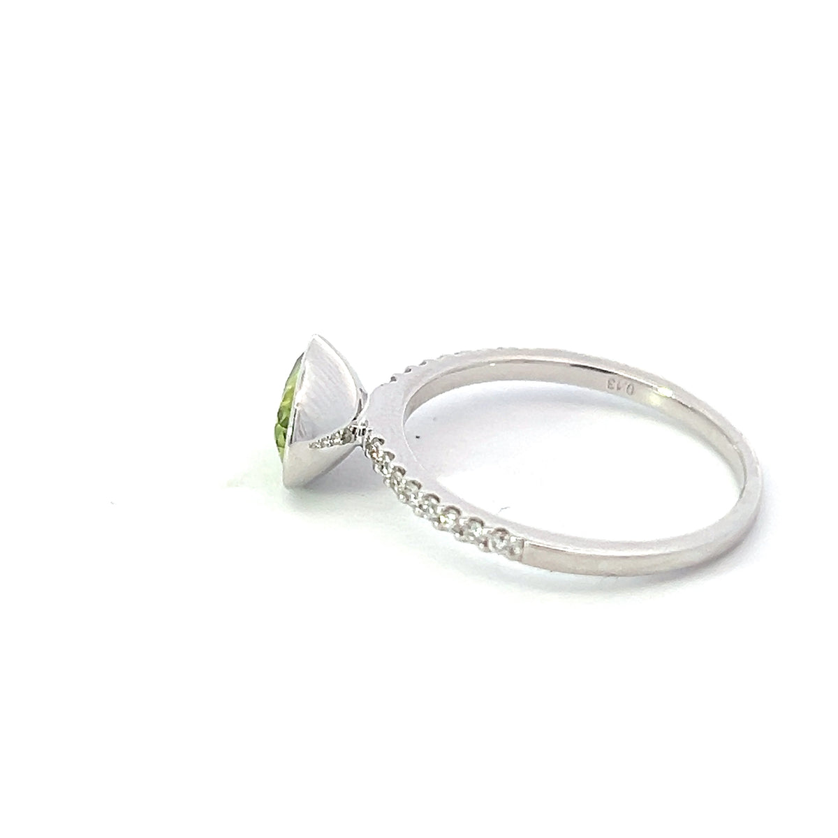 14K White Gold Peridot and Diamond Ring - Size 7